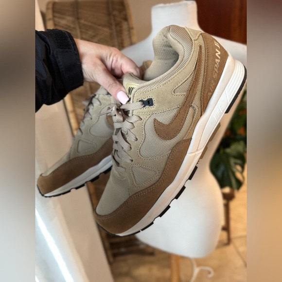 Nike Air Span 2 Men’s Sneakers Tan Brown Size 10.5 Retro Running Shoes